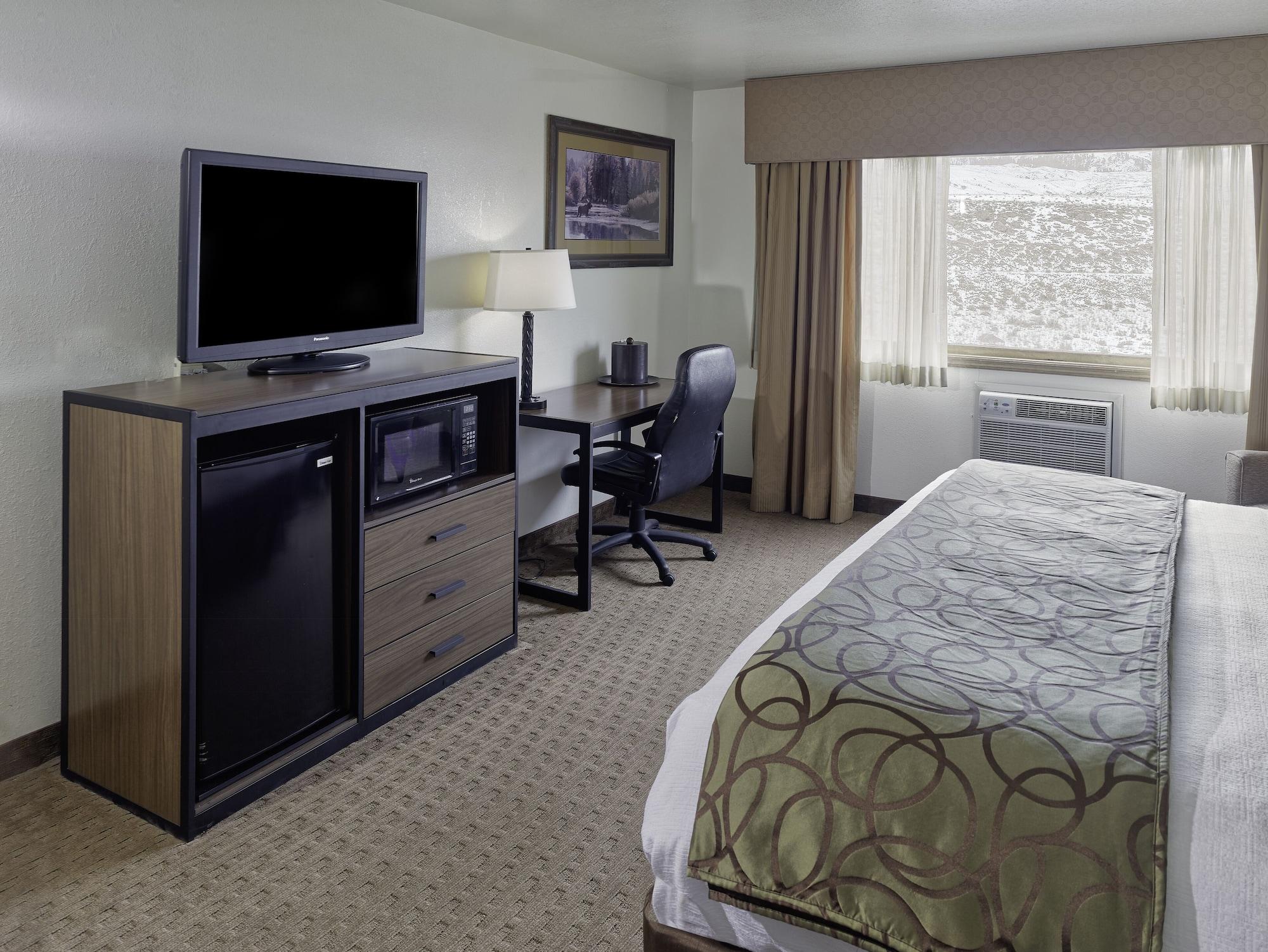 The Ridgeline Hotel At Yellowstone, Ascend Hotel Collection Гардинер Экстерьер фото